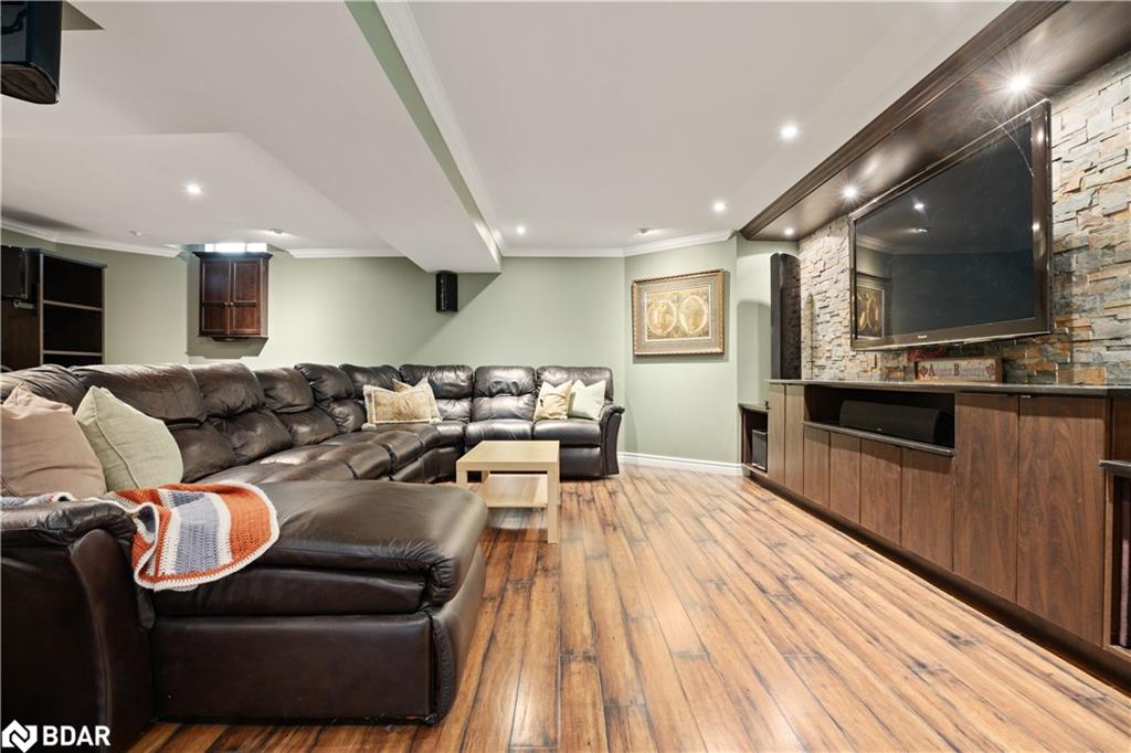 19 Grand Forest Drive