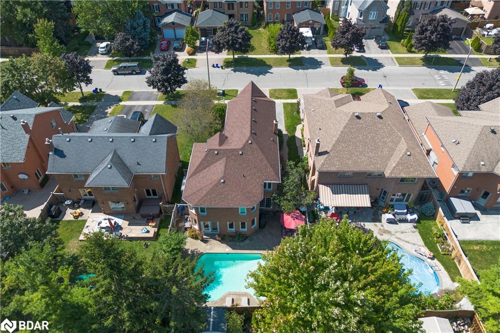 19 Grand Forest Drive