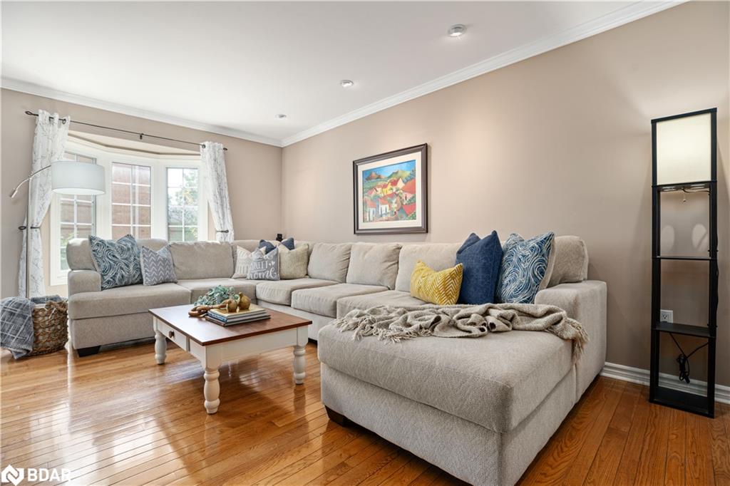 19 Grand Forest Drive