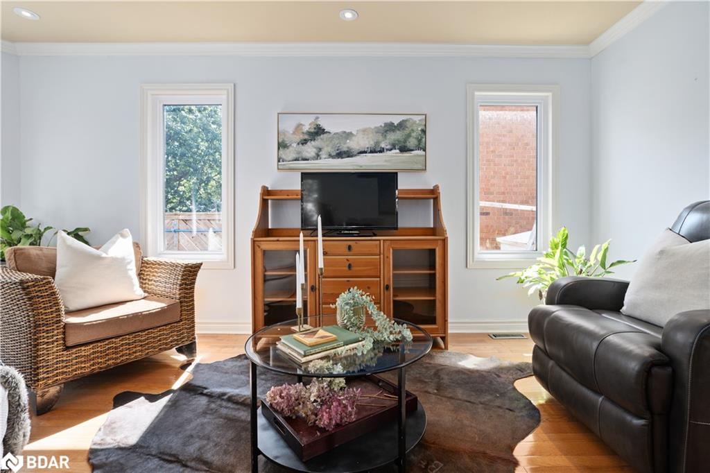 19 Grand Forest Drive