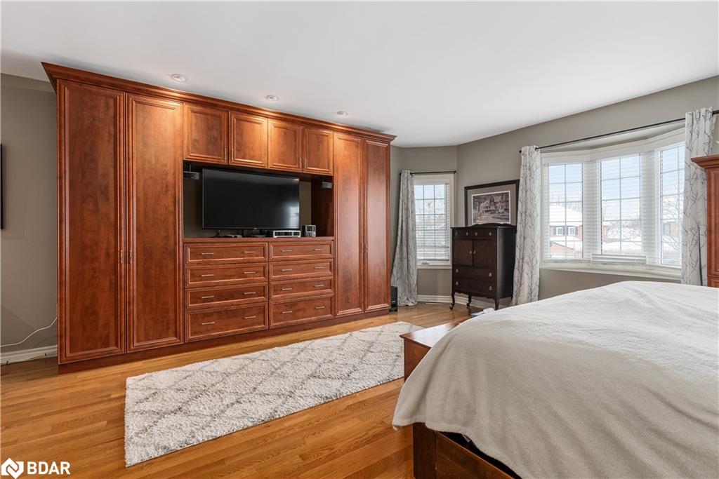 19 Grand Forest Drive