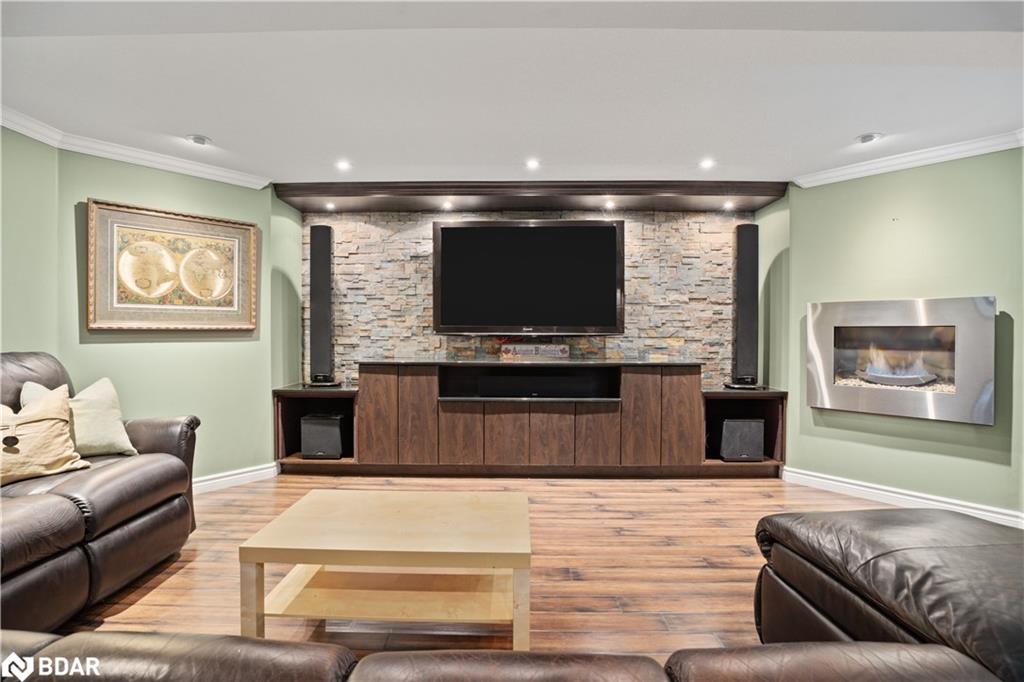 19 Grand Forest Drive
