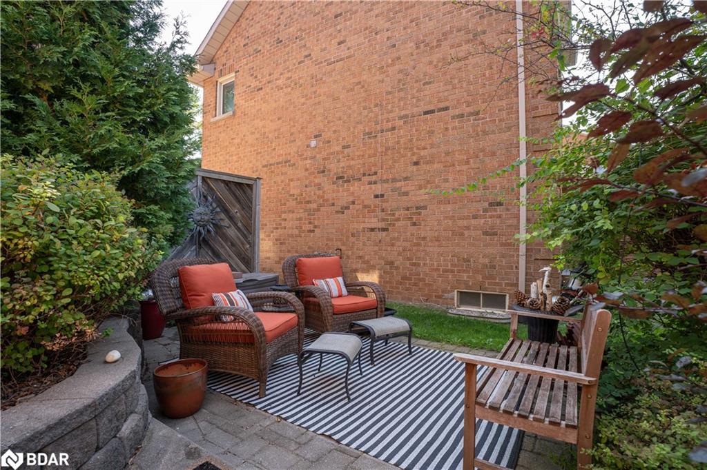 19 Grand Forest Drive