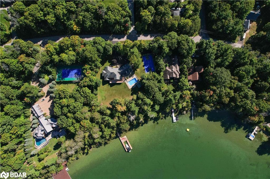 1220 Shoreview Drive
