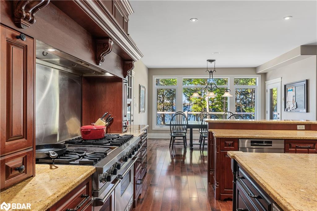 1220 Shoreview Drive