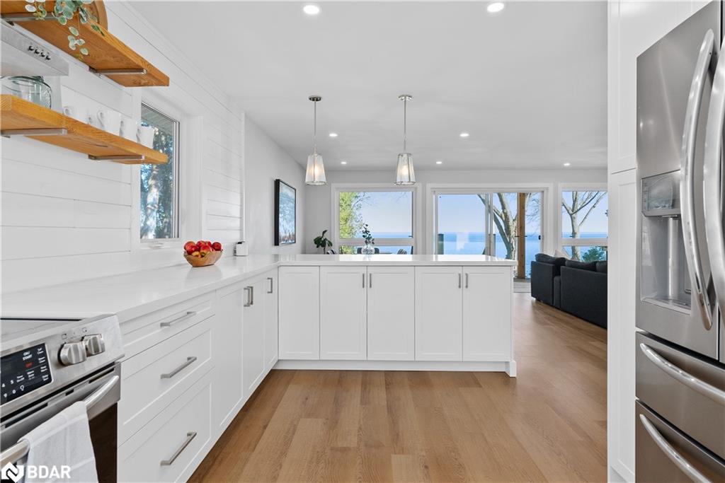 2371 Lakeshore Road E, Oro-Medonte