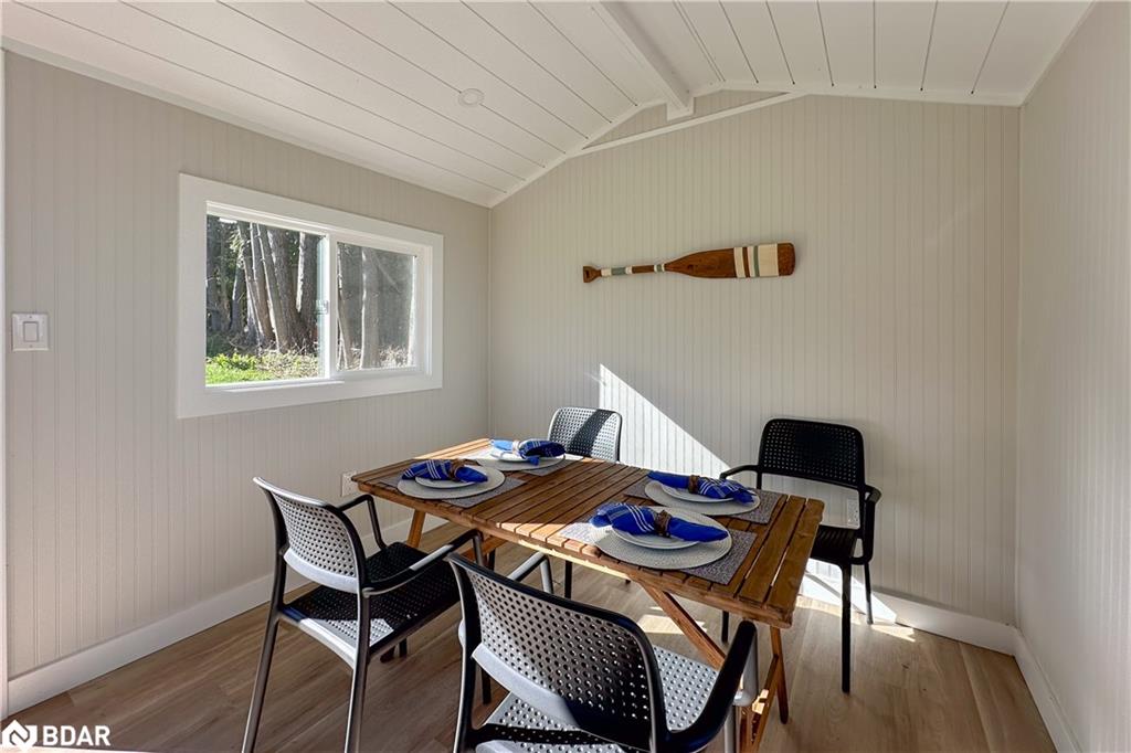 2371 Lakeshore Road E, Oro-Medonte