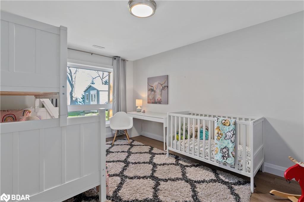 2371 Lakeshore Road E, Oro-Medonte