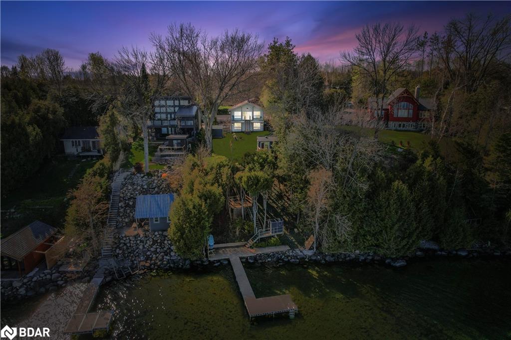 2371 Lakeshore Road E, Oro-Medonte