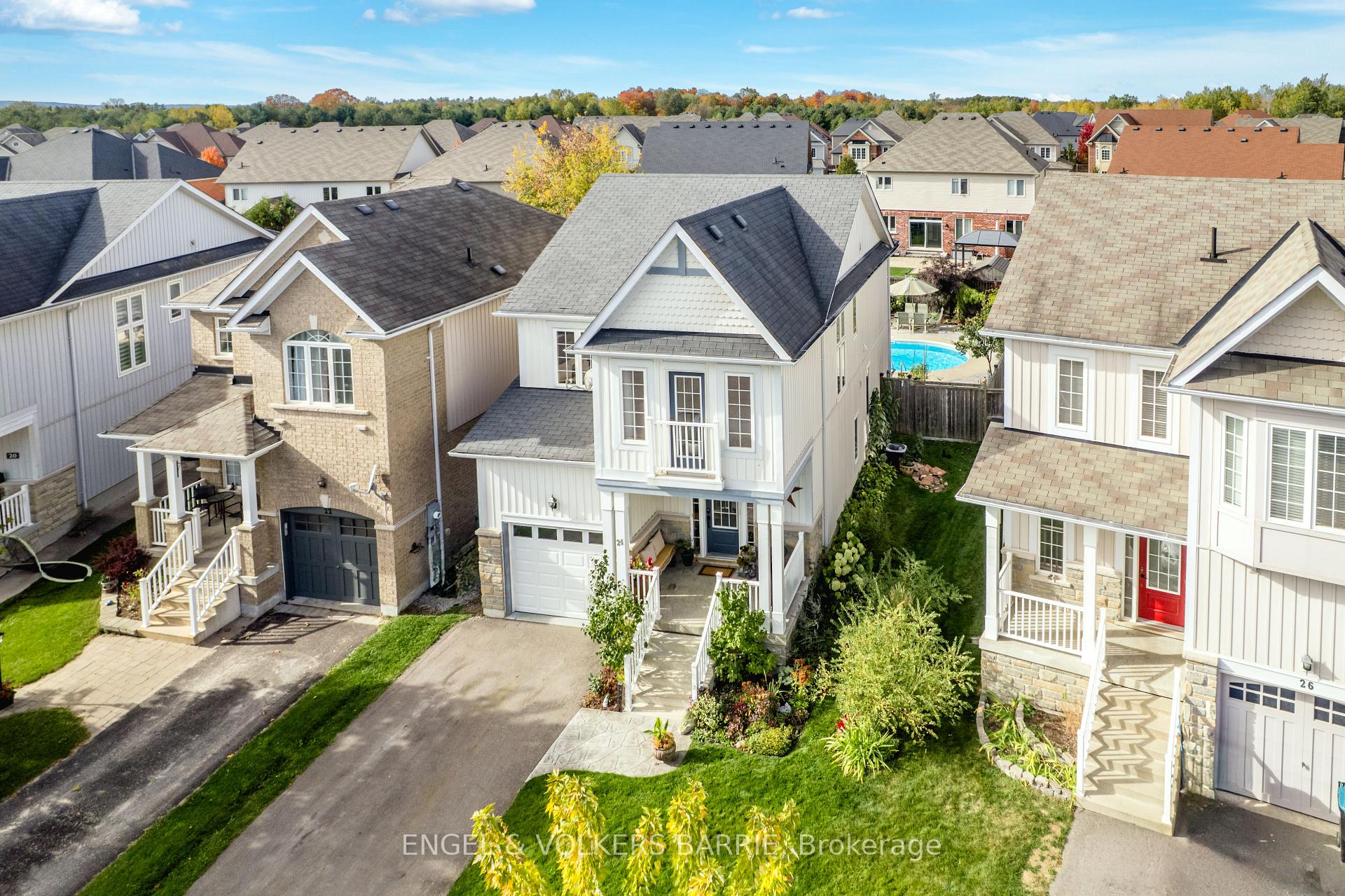 24 Legion Way, Essa, ON L3W 0M7