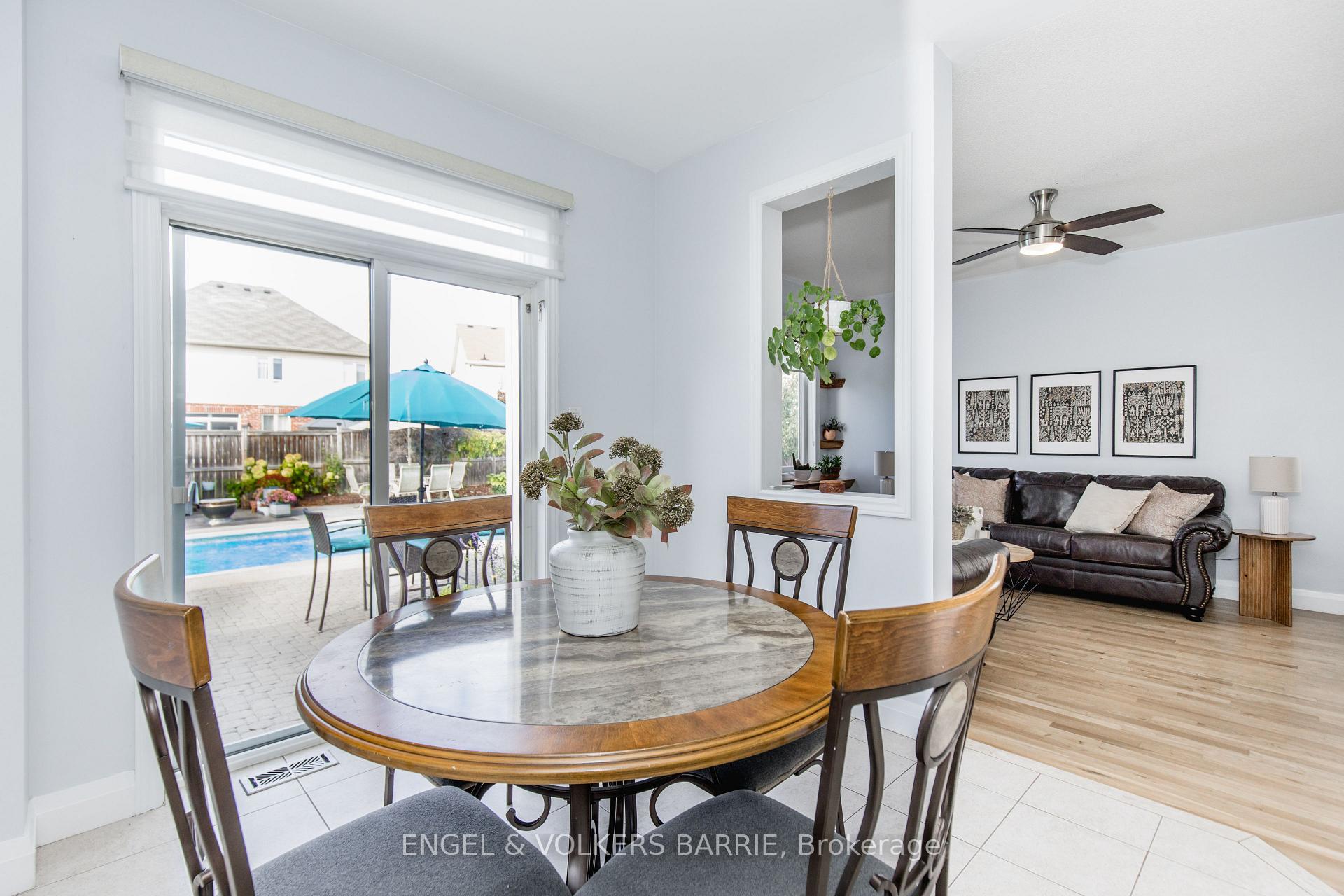 24 Legion Way, Essa, ON L3W 0M7