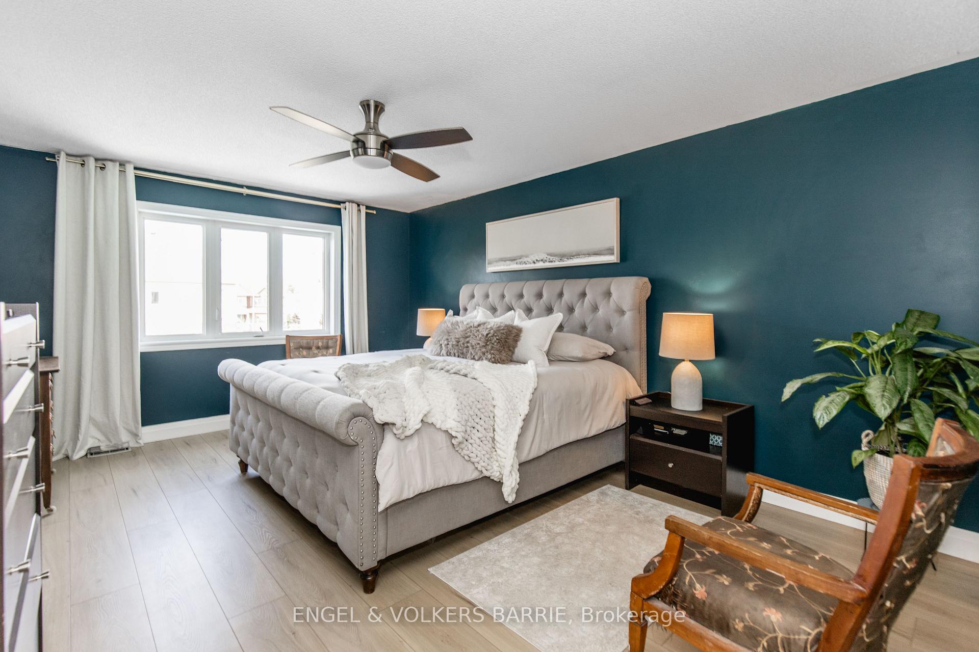 24 Legion Way, Essa, ON L3W 0M7