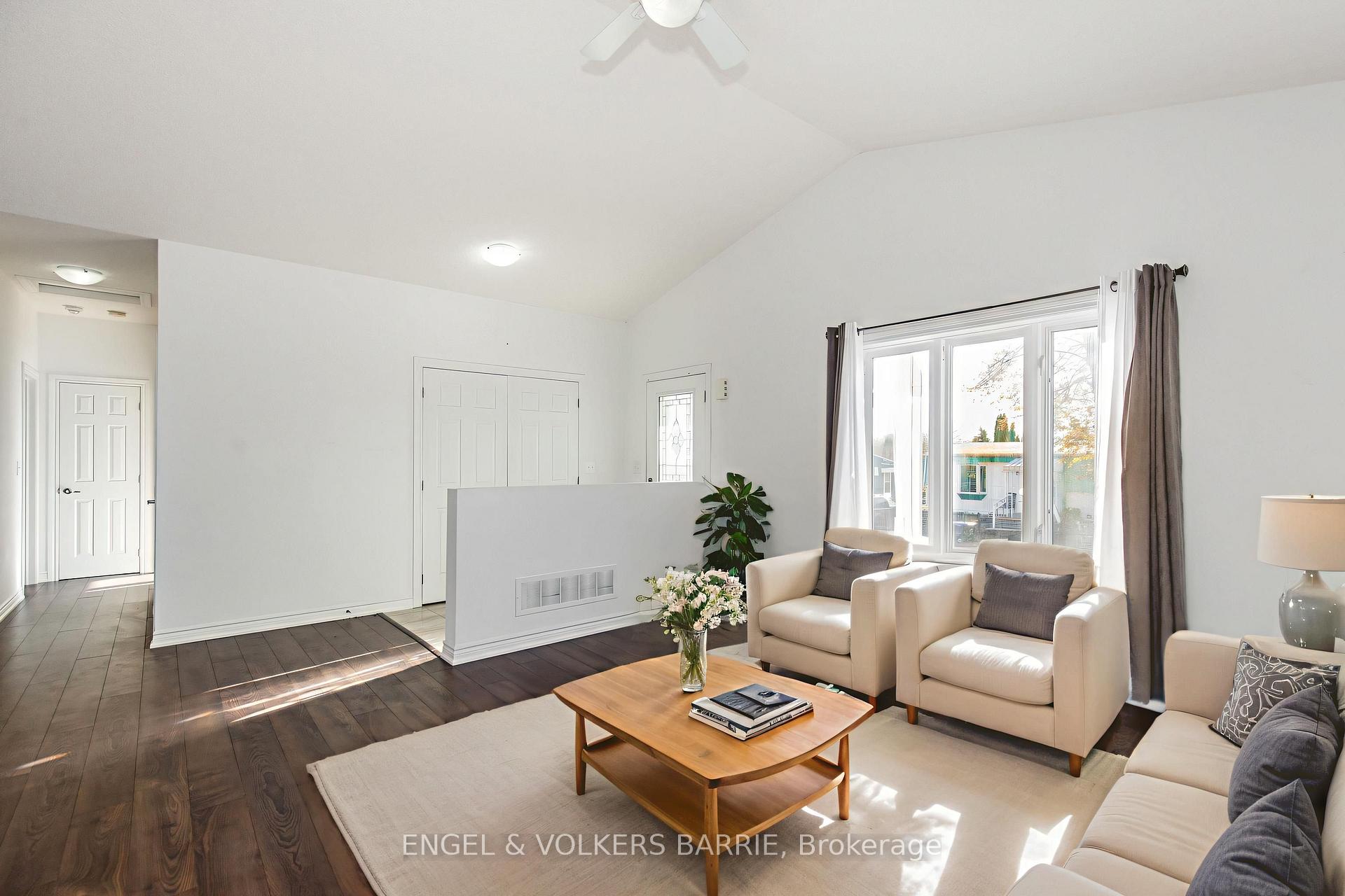 38 Linden Lane
