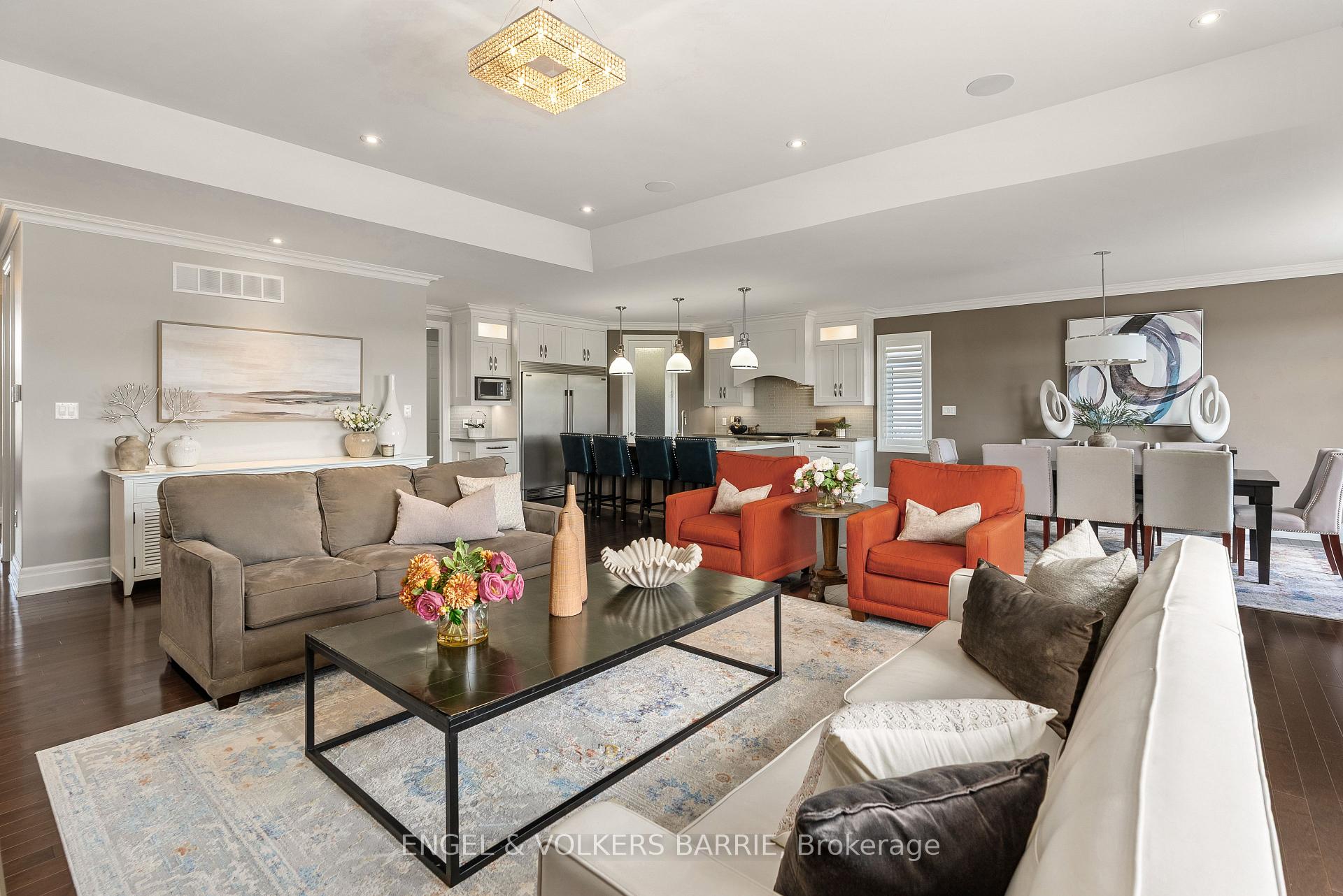 327 Sunnybrae Avenue