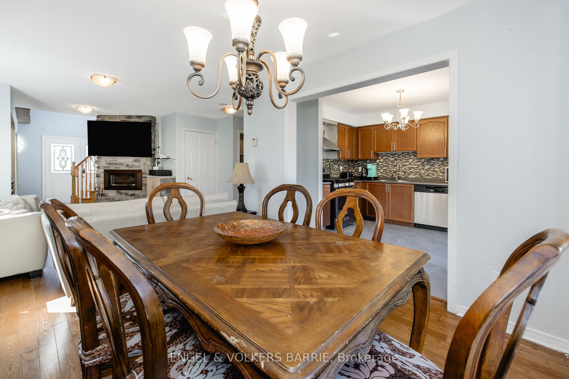 1376 Rankin Way