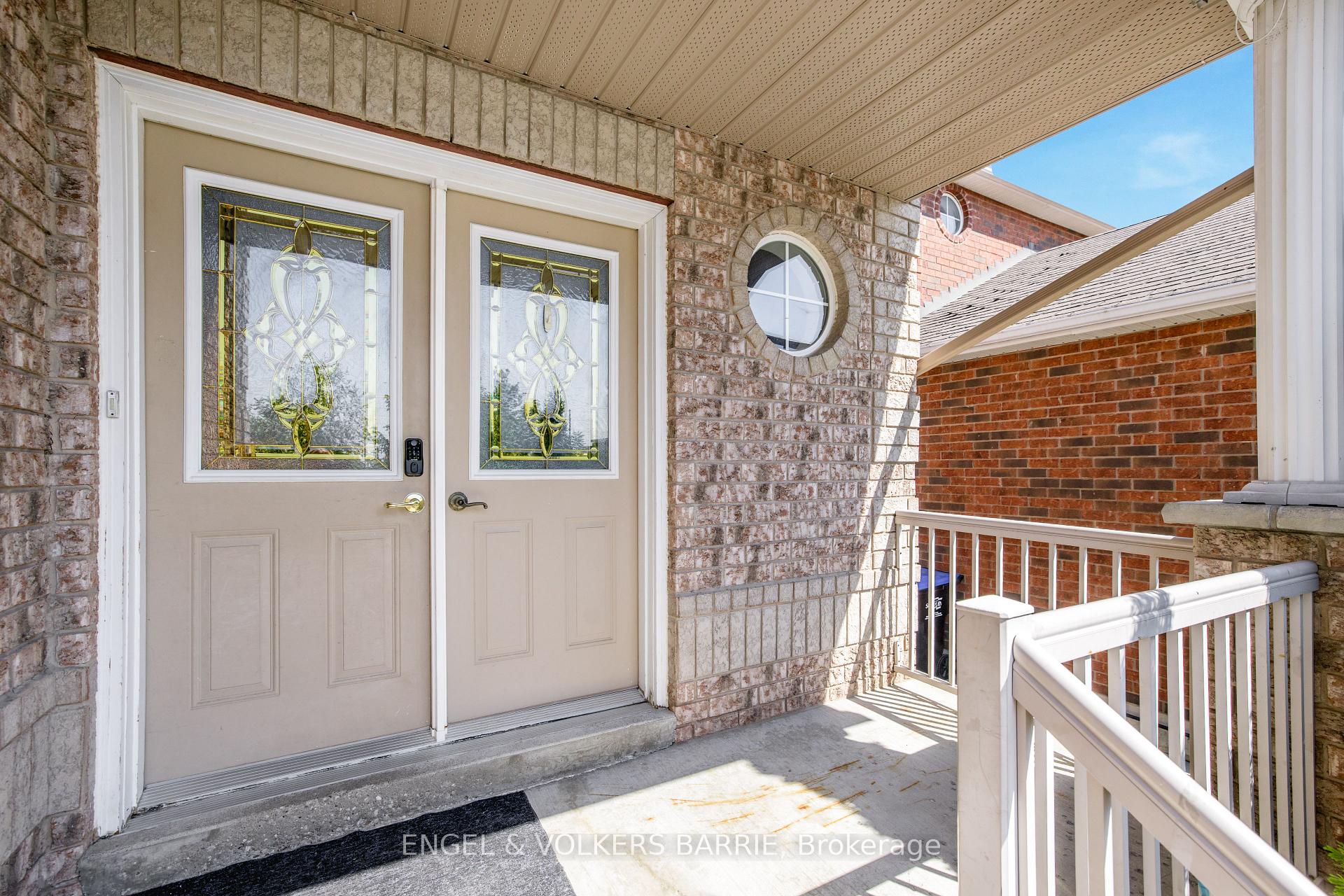 1376 Rankin Way