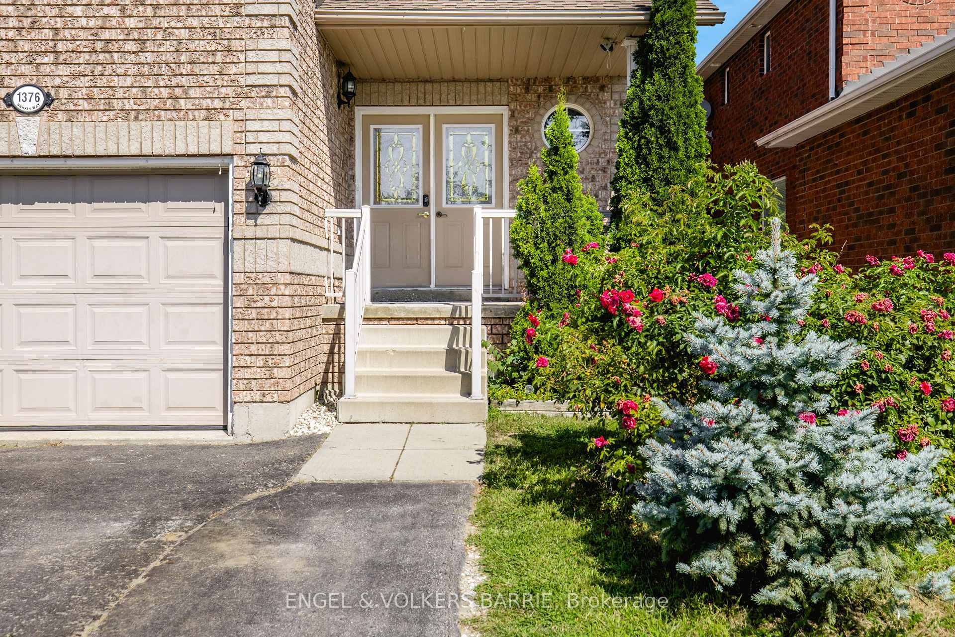 1376 Rankin Way