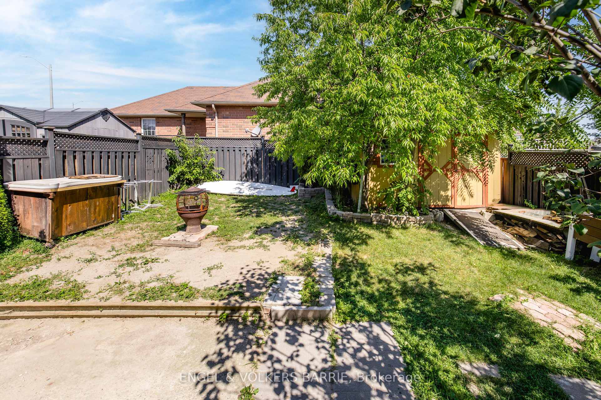 1376 Rankin Way