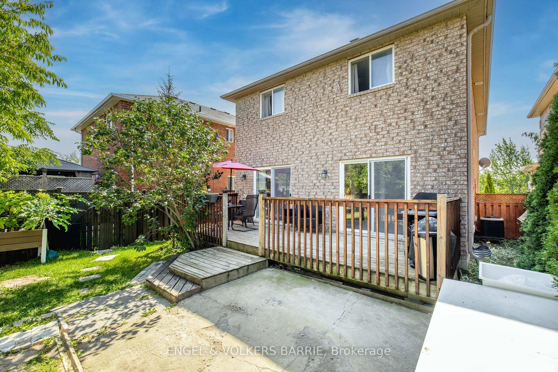 1376 Rankin Way