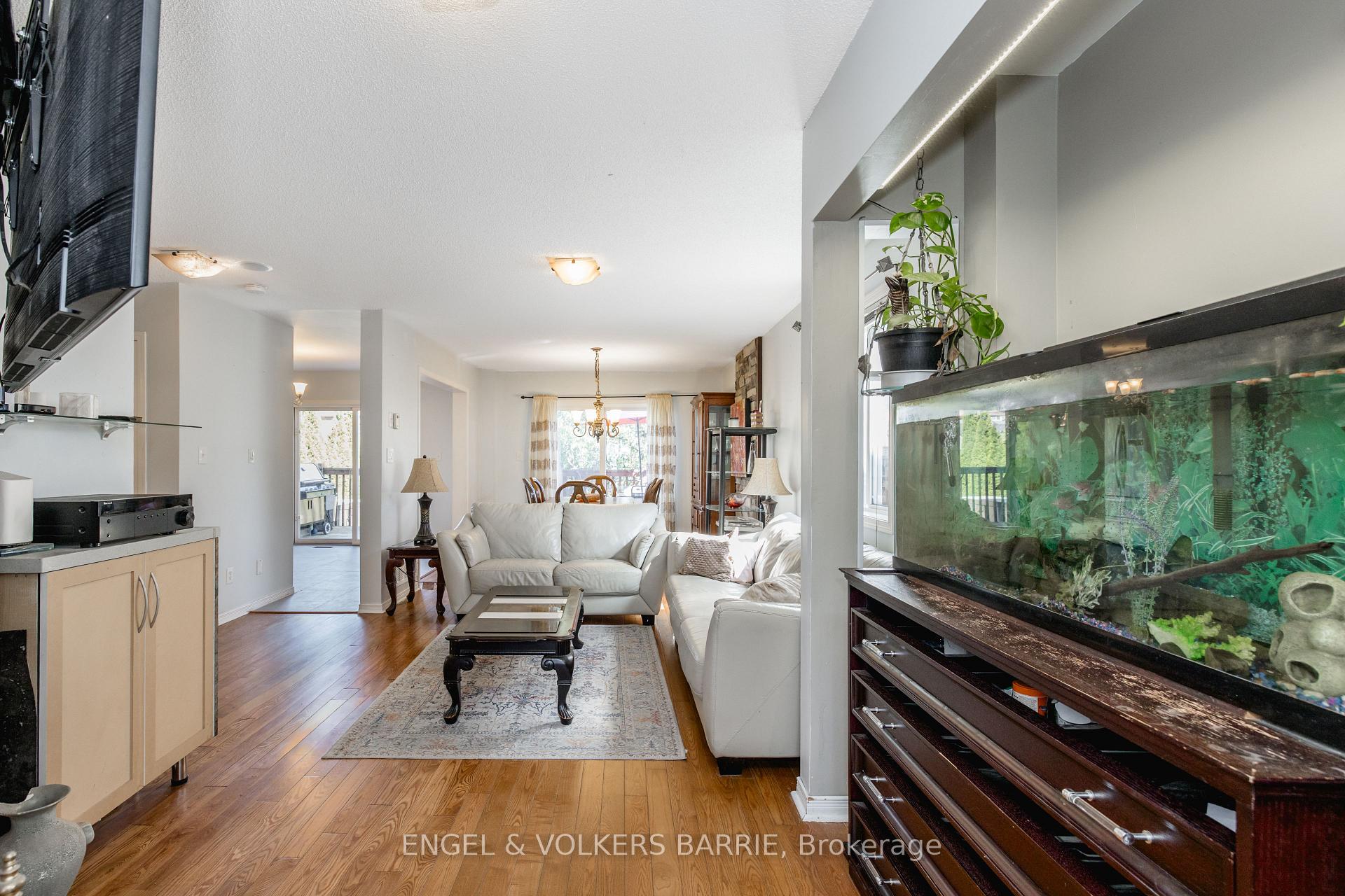 1376 Rankin Way