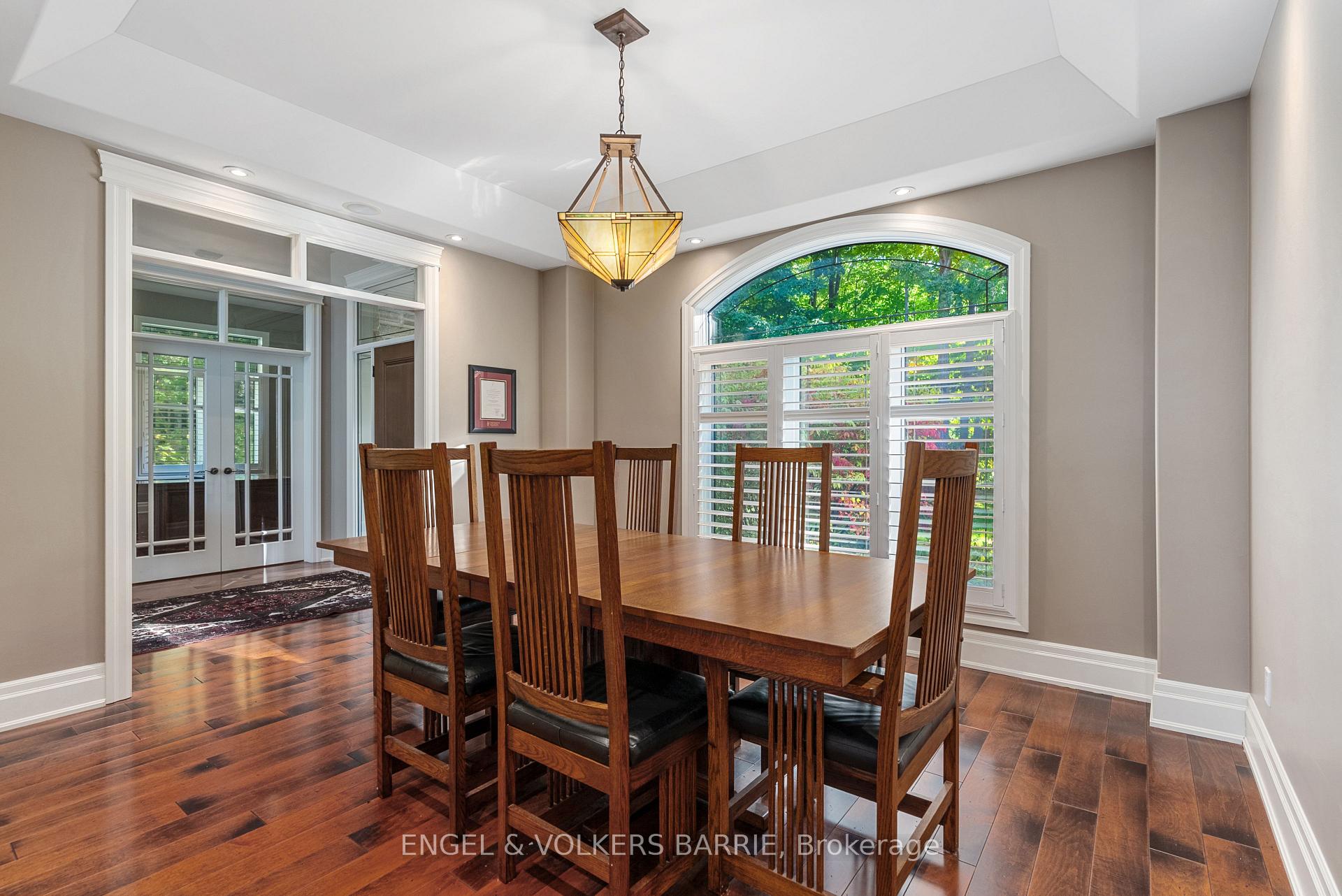 1220 Shoreview Drive