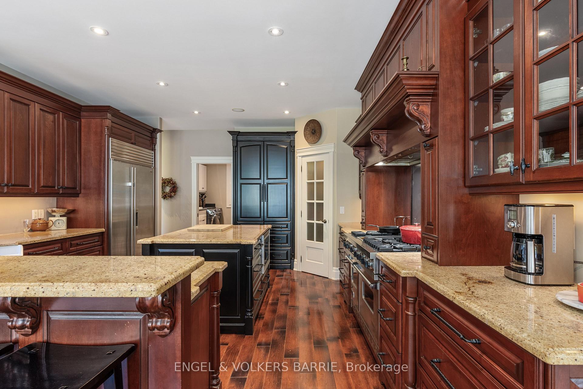 1220 Shoreview Drive