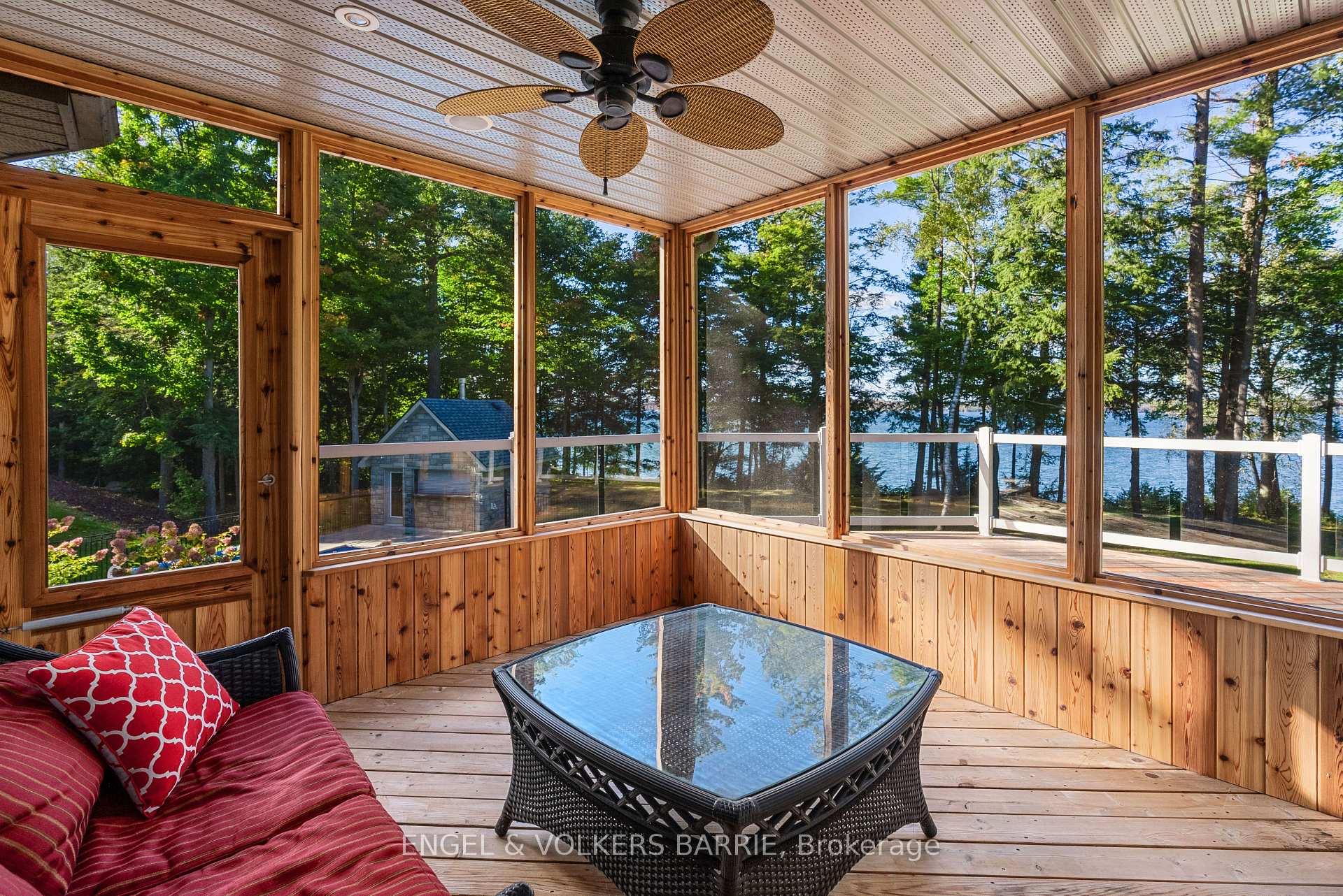 1220 Shoreview Drive