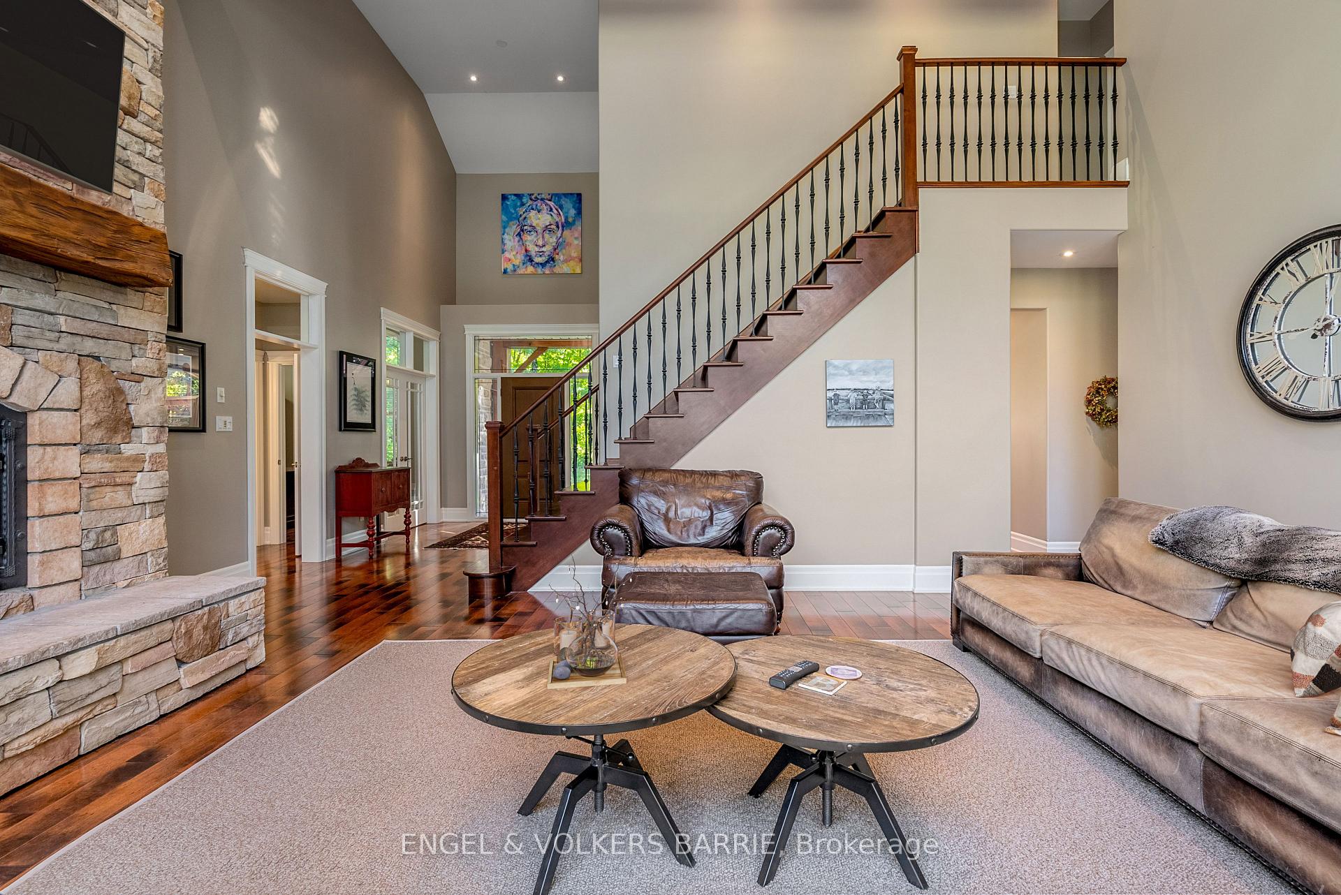 1220 Shoreview Drive