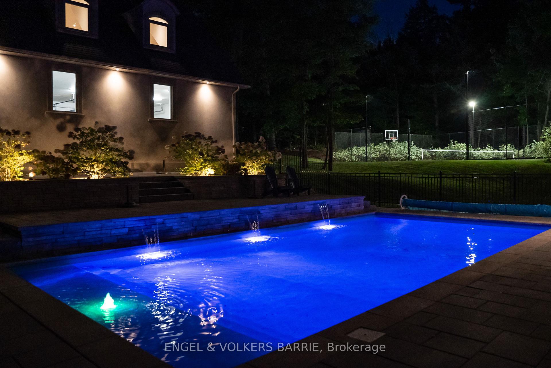 1220 Shoreview Drive