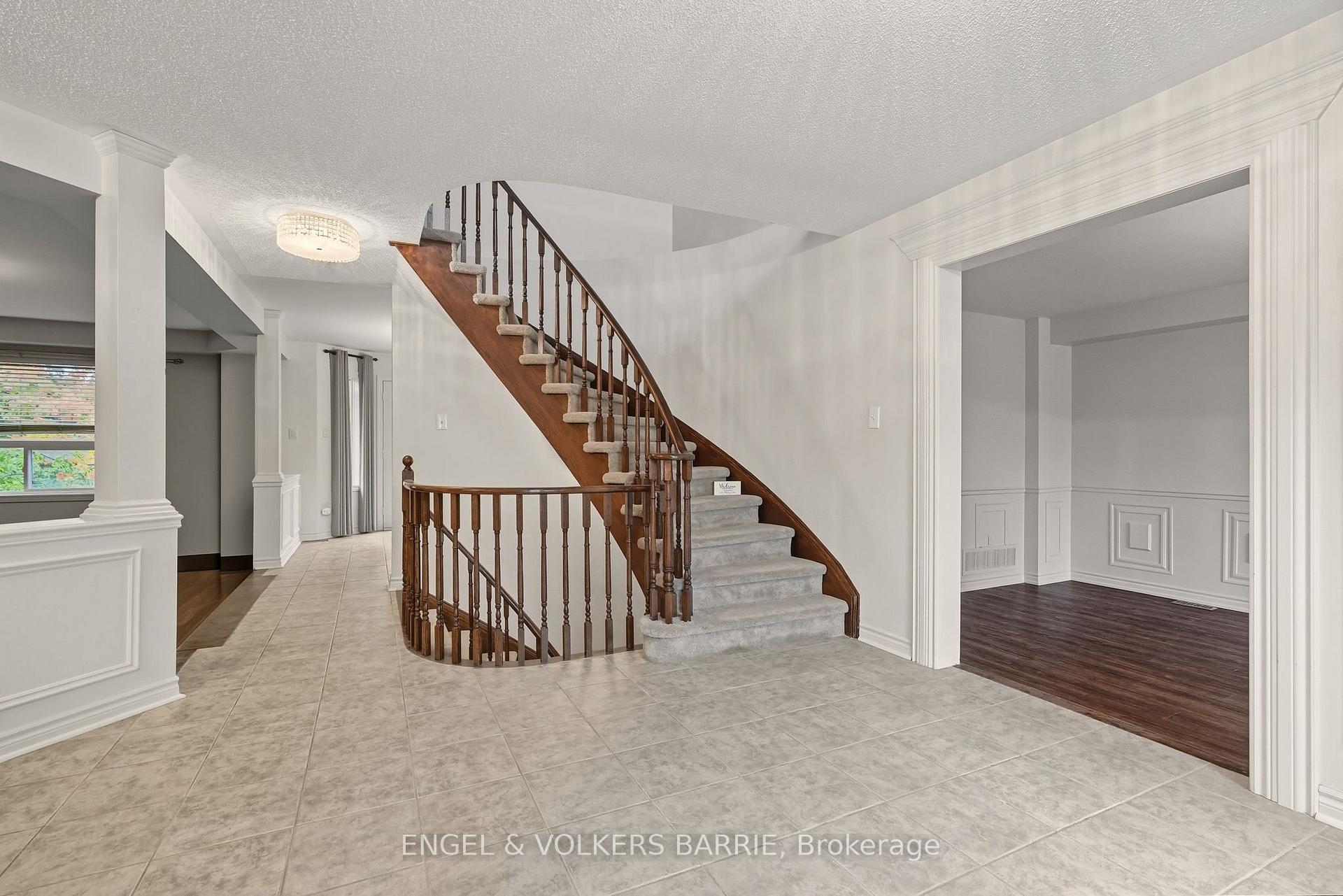 19 Northview Crescent