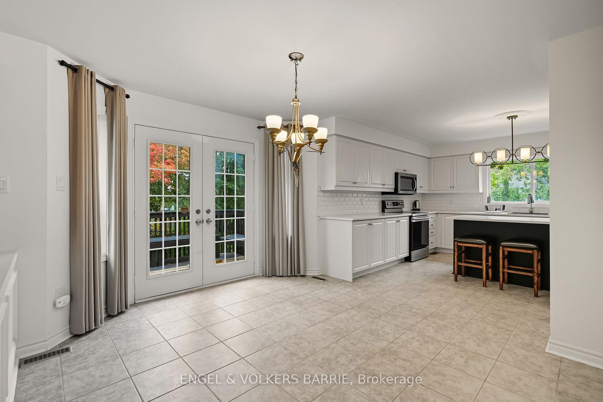 19 Northview Crescent