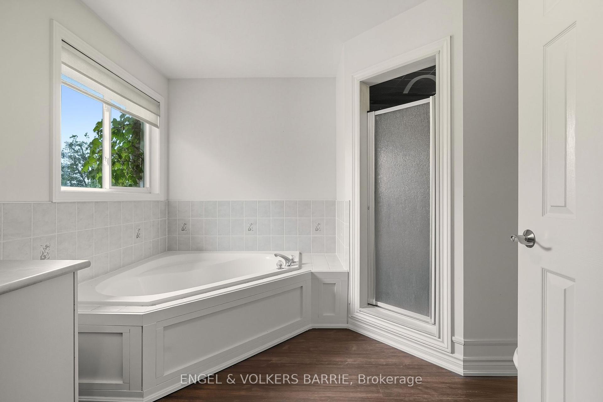 19 Northview Crescent