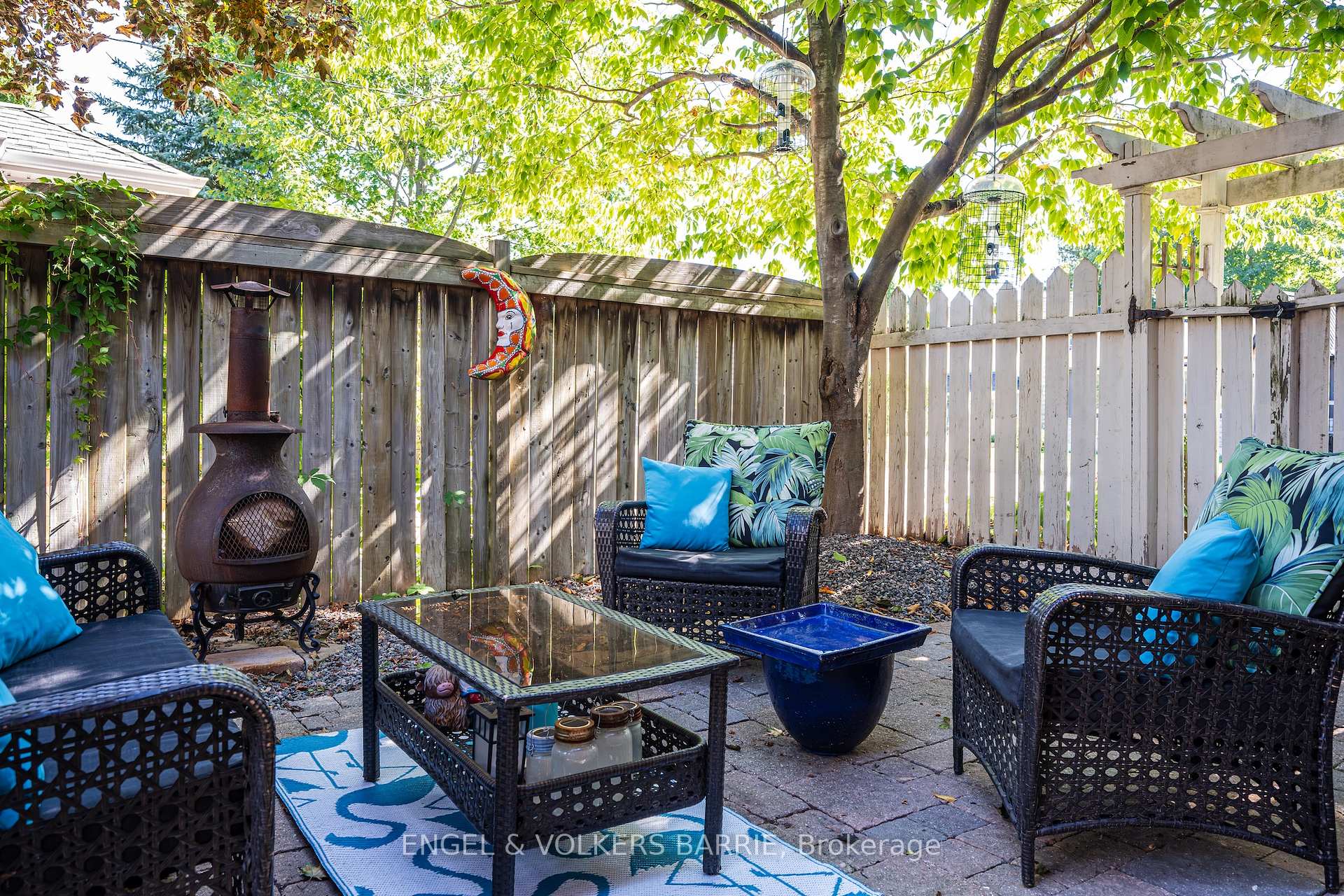 17 N Frances Street N