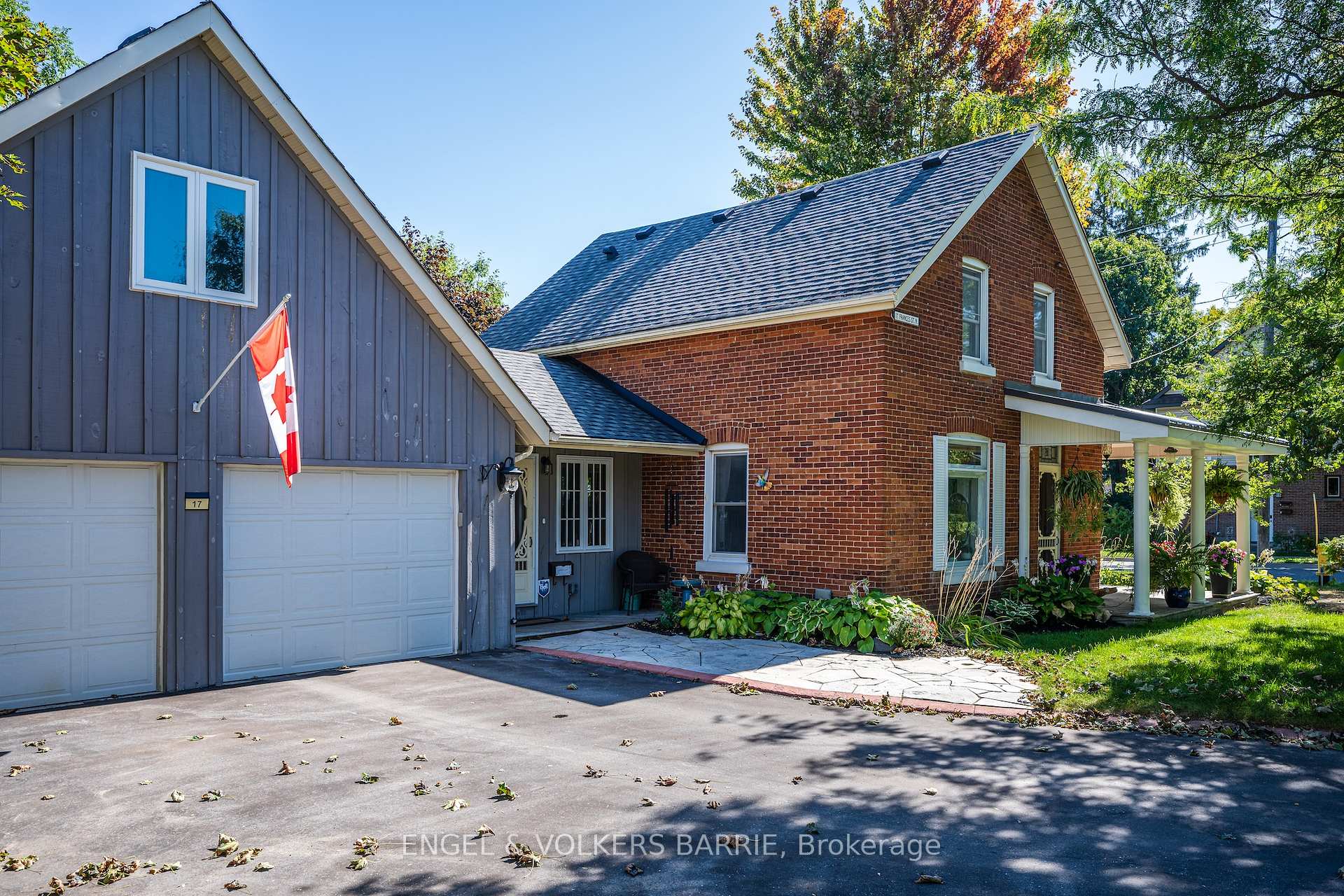 17 N Frances Street N