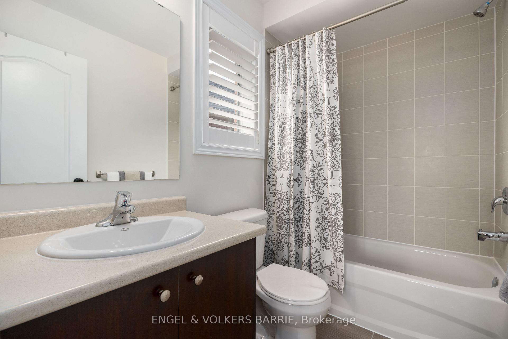 61 Oliver's Mill Road, Springwater, ON L9X 0S7