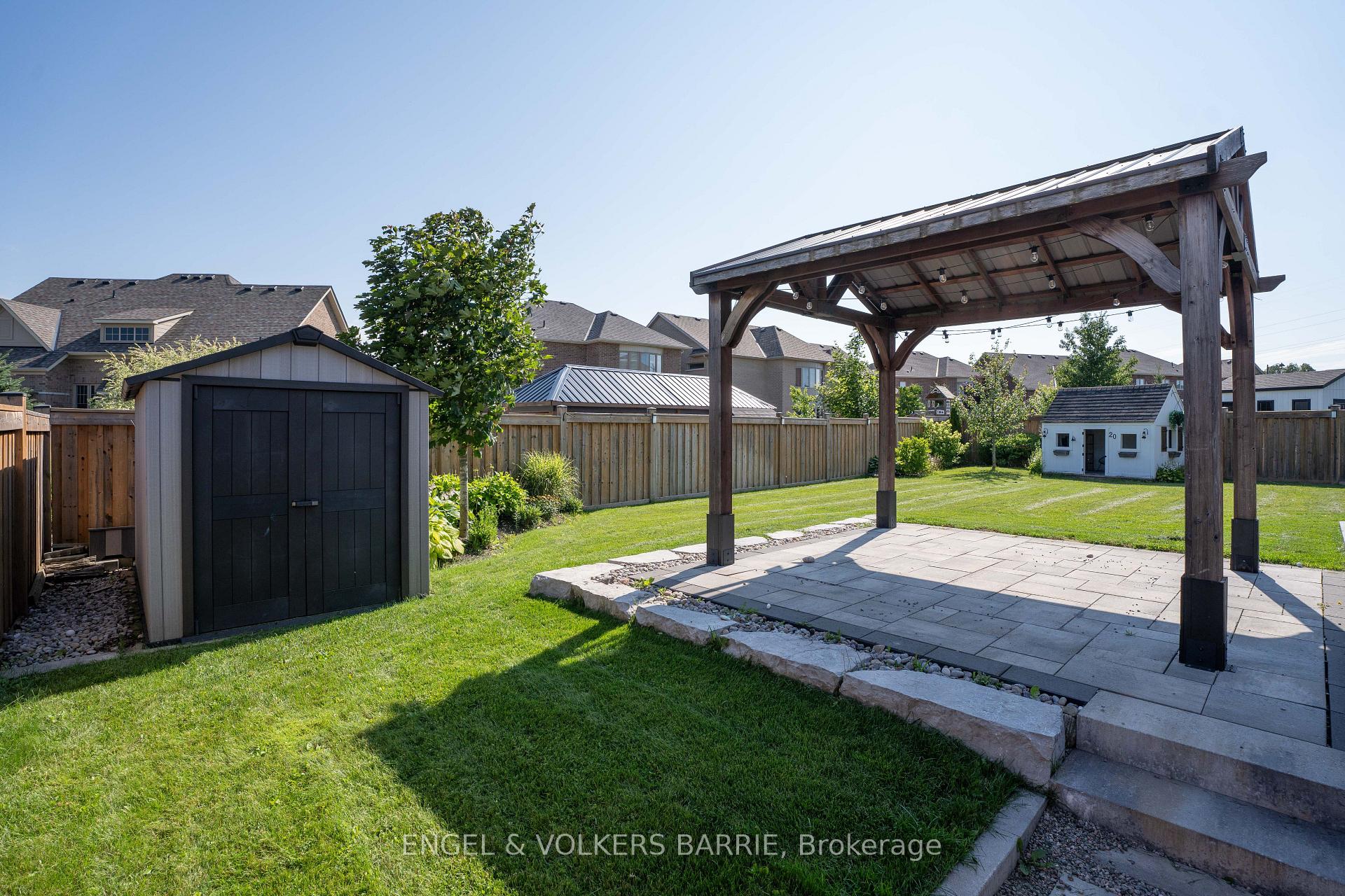 61 Oliver's Mill Road, Springwater, ON L9X 0S7