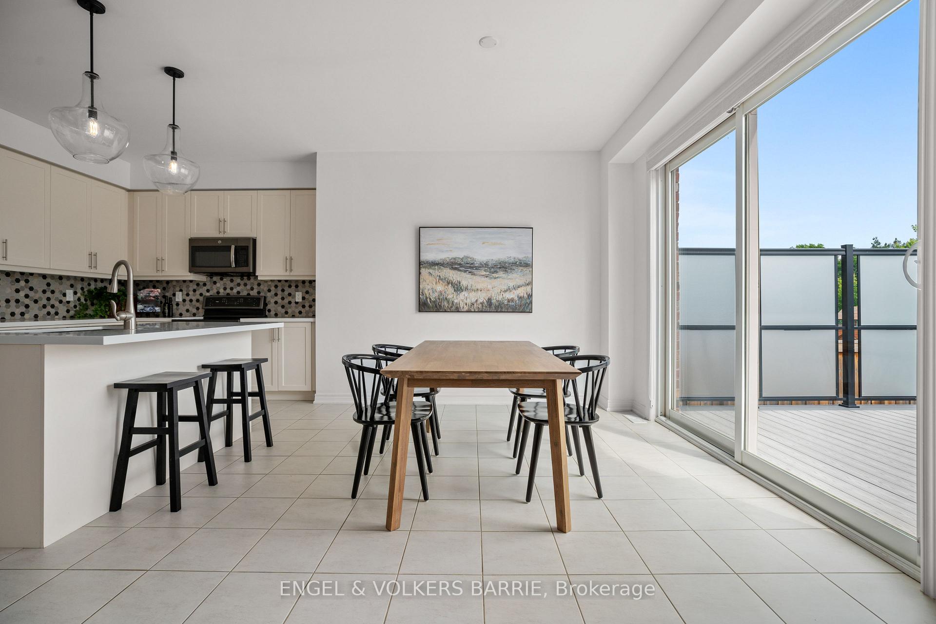 61 Oliver's Mill Road, Springwater, ON L9X 0S7