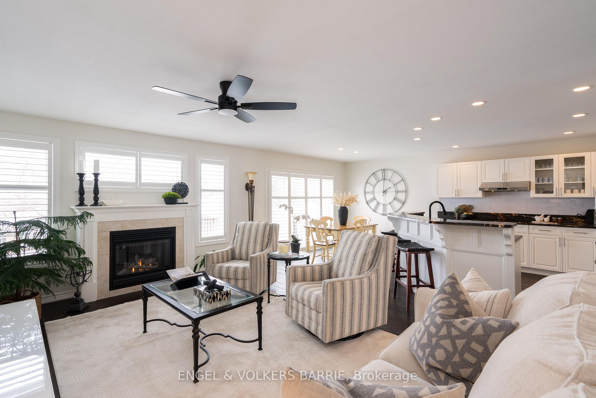 302 Livingstone Street E, Barrie, ON L4M 6P3