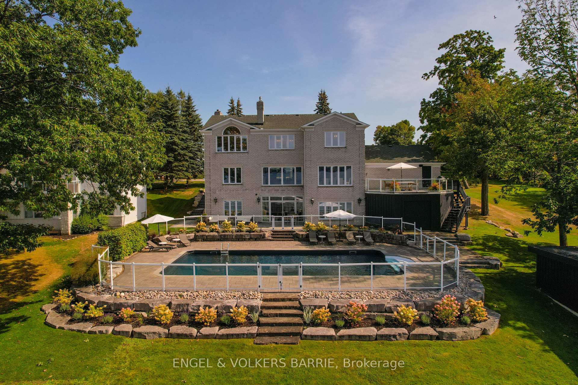 376 Brewery Lane