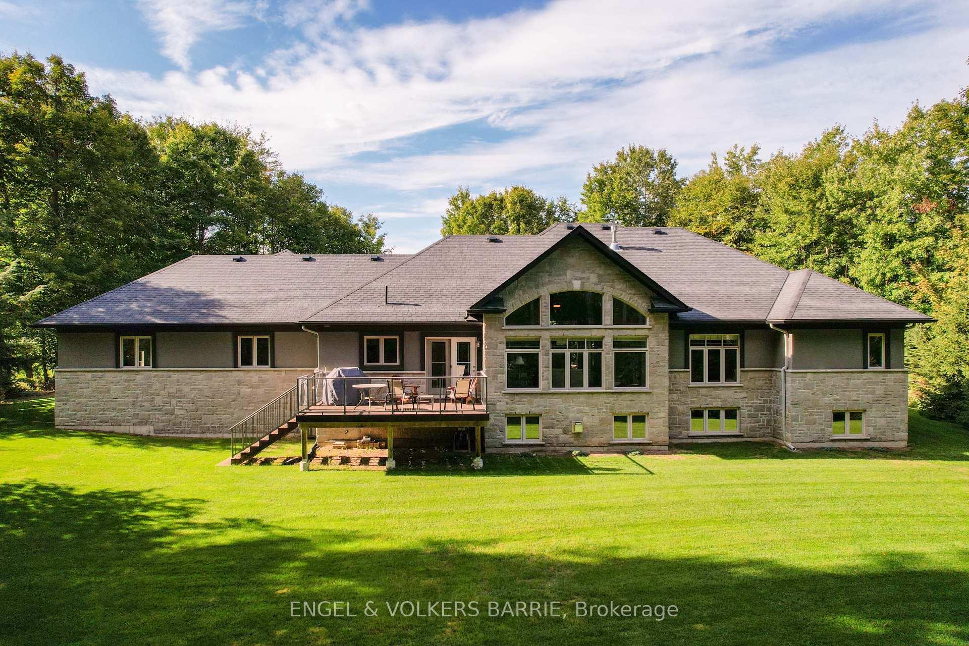 7 Gallagher Crescent