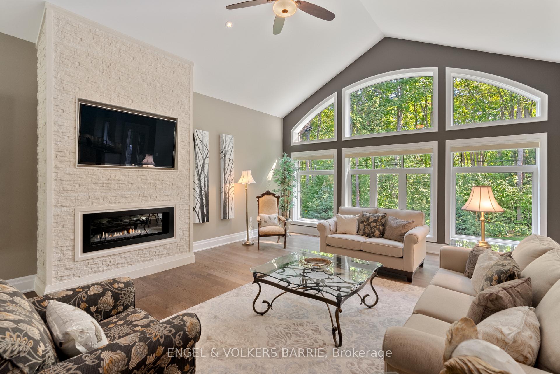 7 Gallagher Crescent