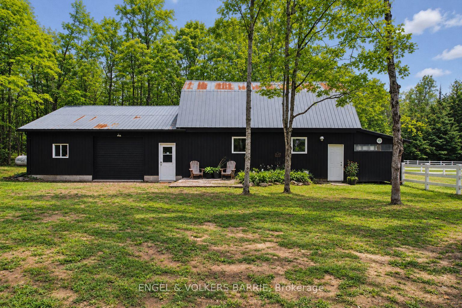 1304 Bass Lake Side Road W