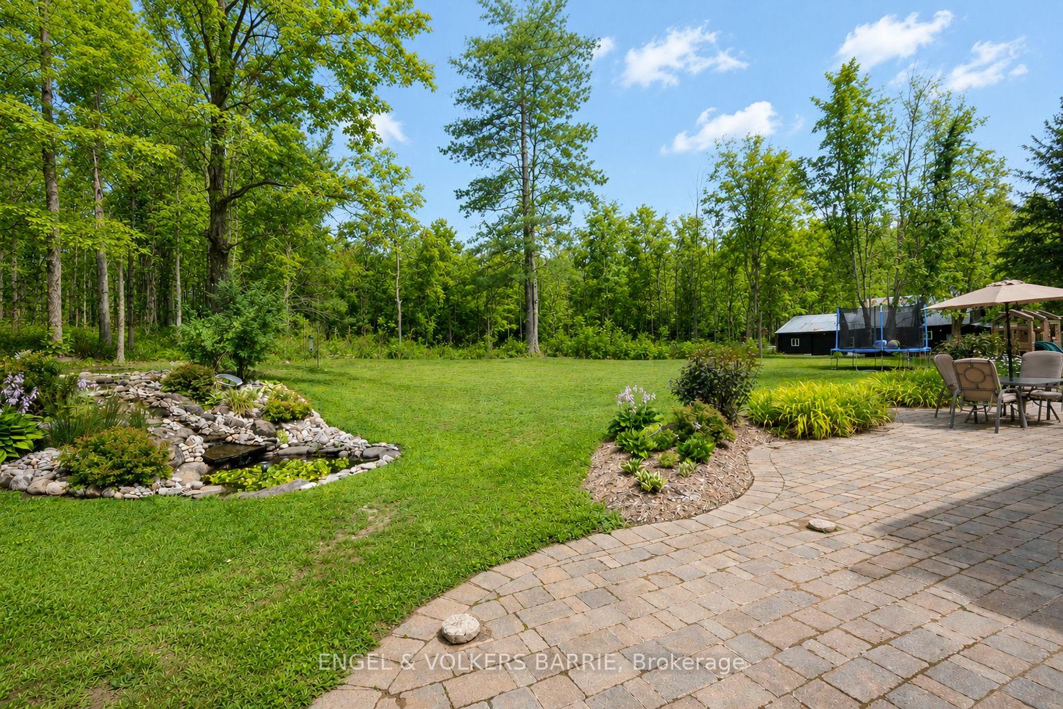 1304 Bass Lake Side Road W