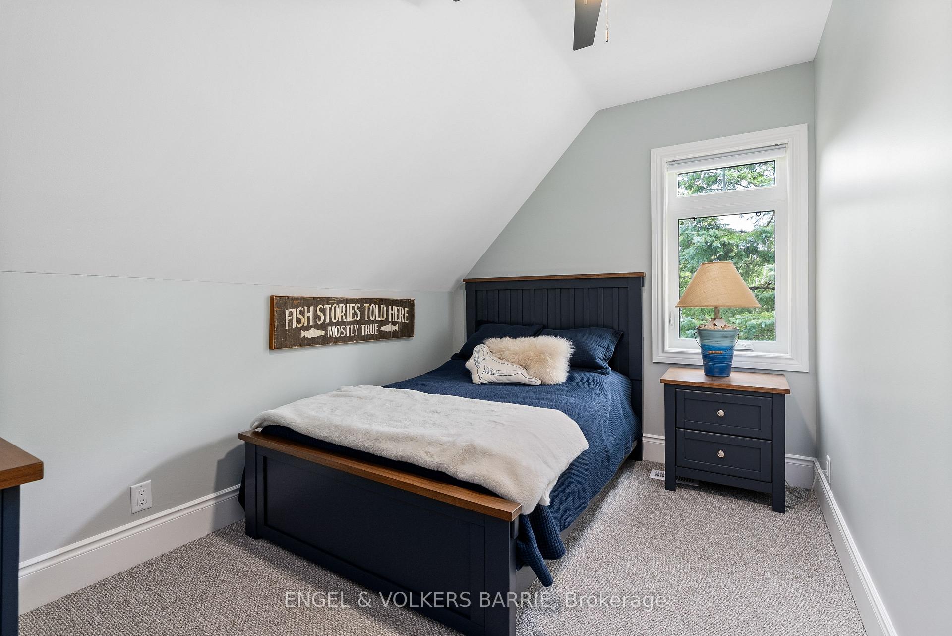 1304 Bass Lake Side Road W