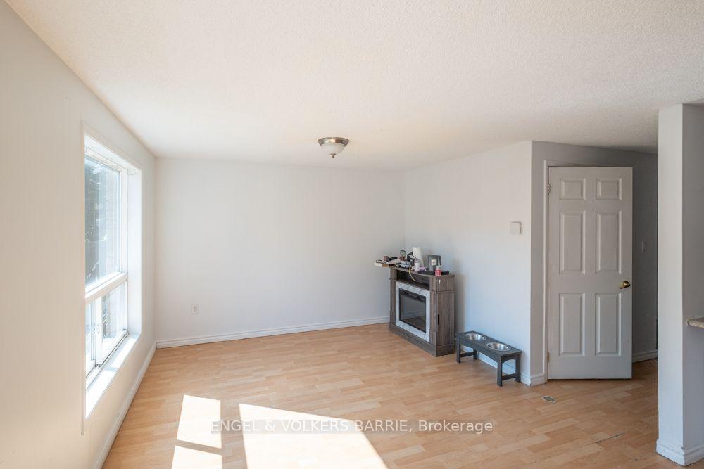 92 Lee Crescent