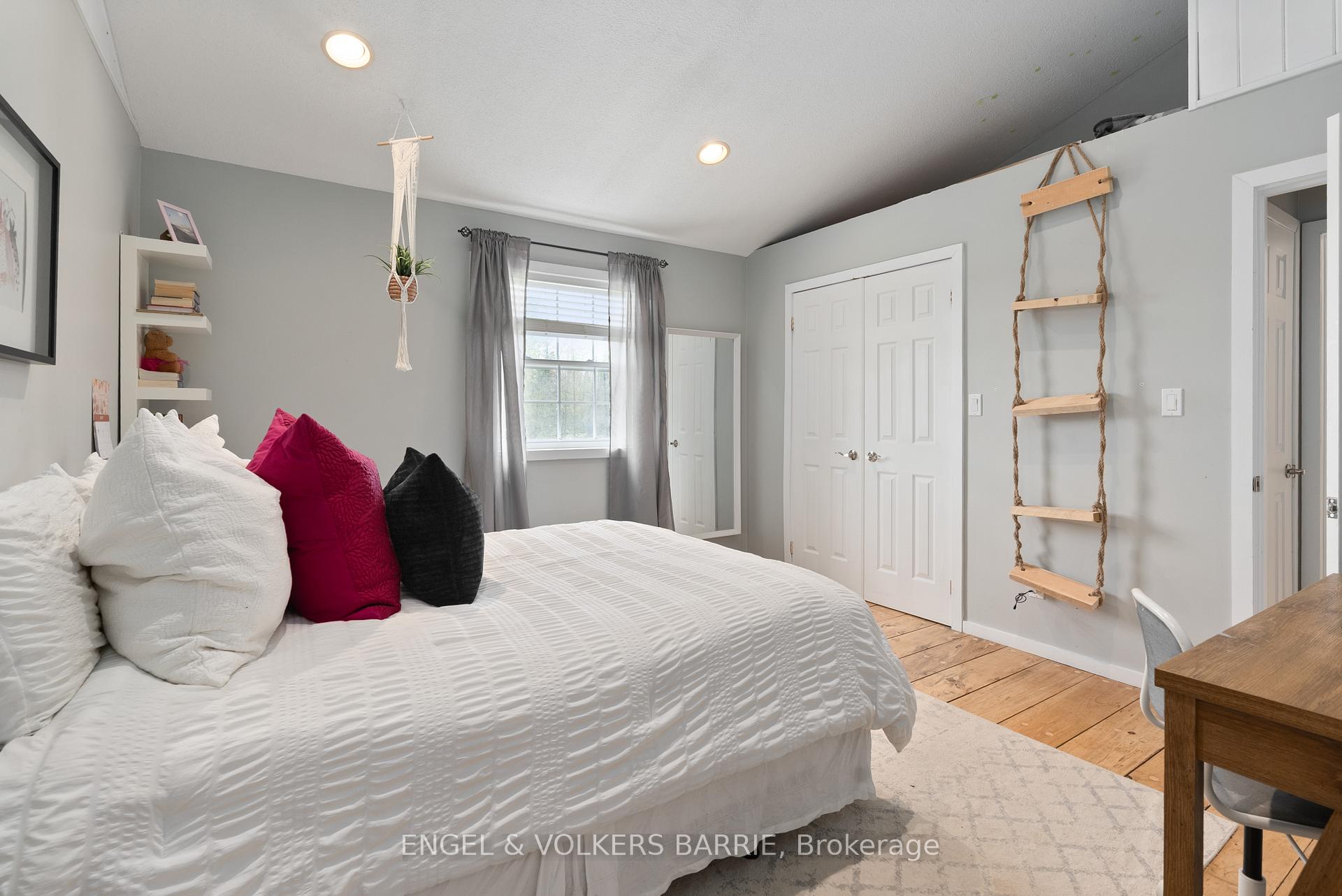 1441 Hendrie Road