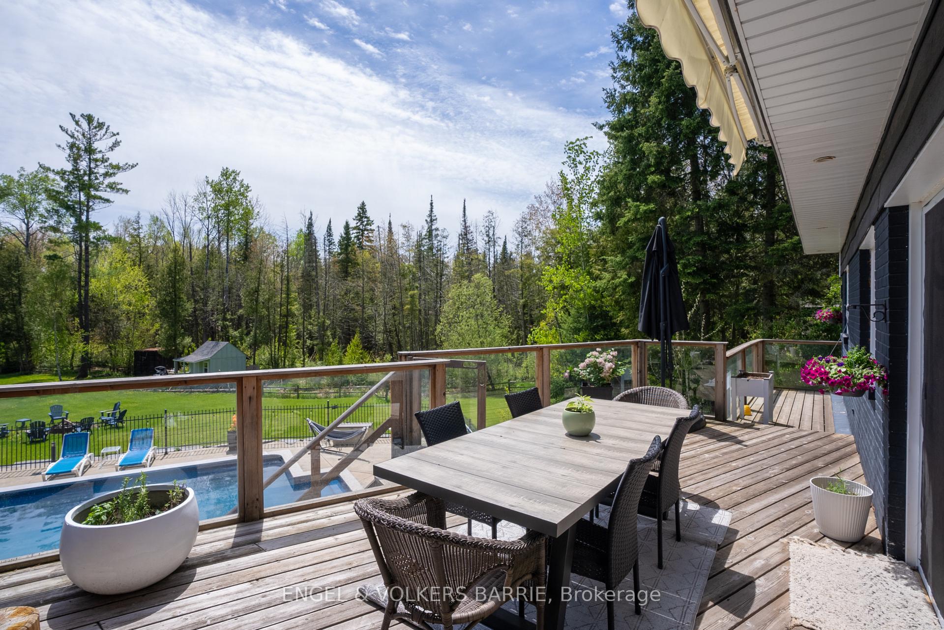 1441 Hendrie Road