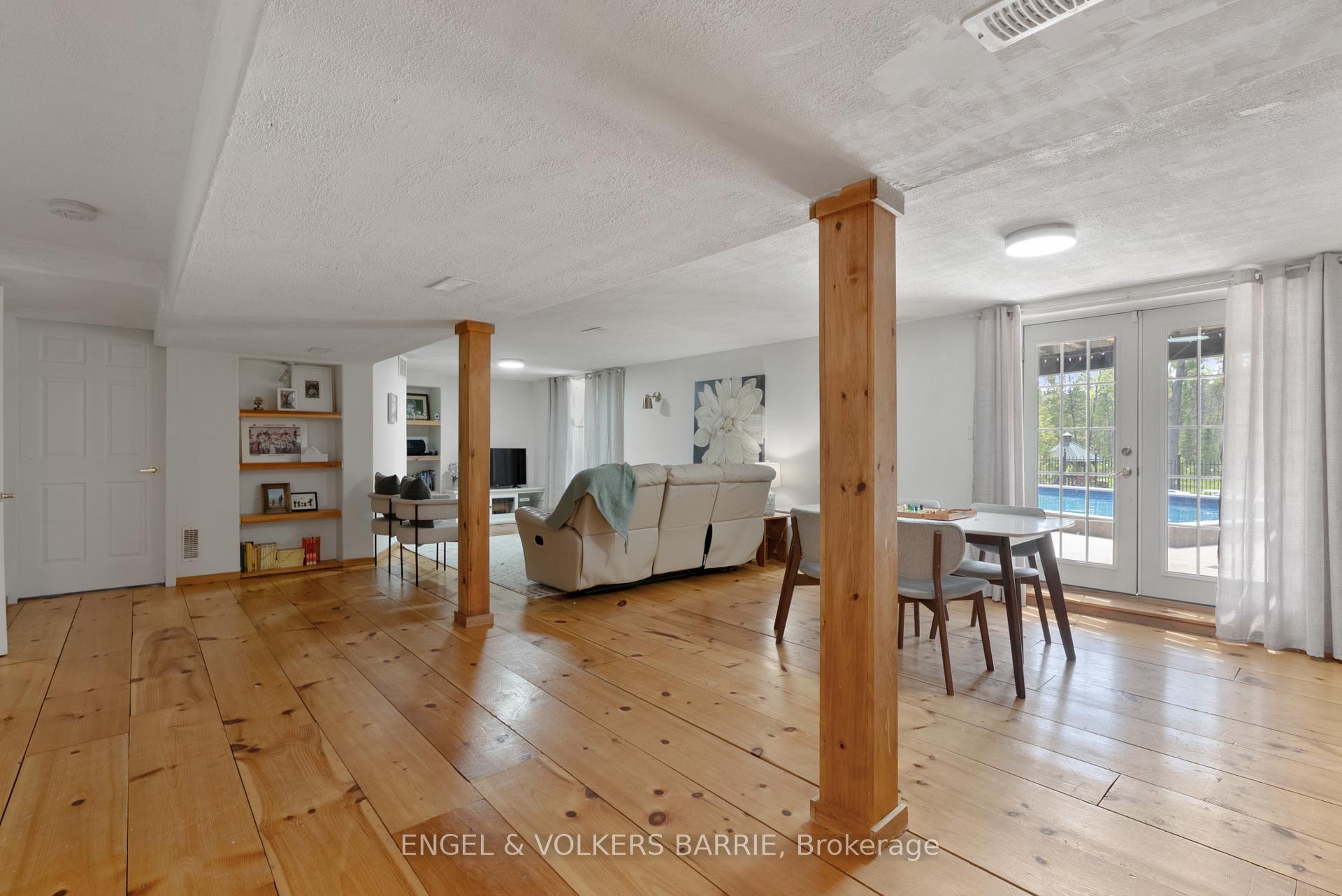 1441 Hendrie Road