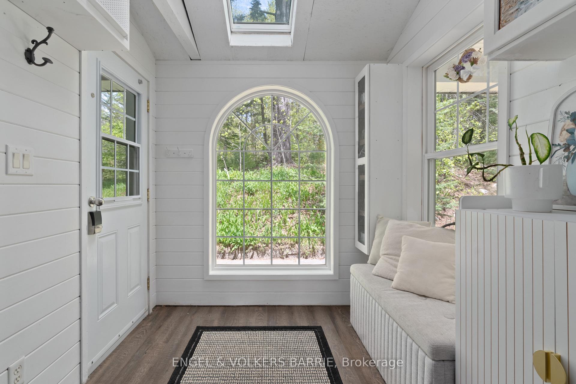 1441 Hendrie Road