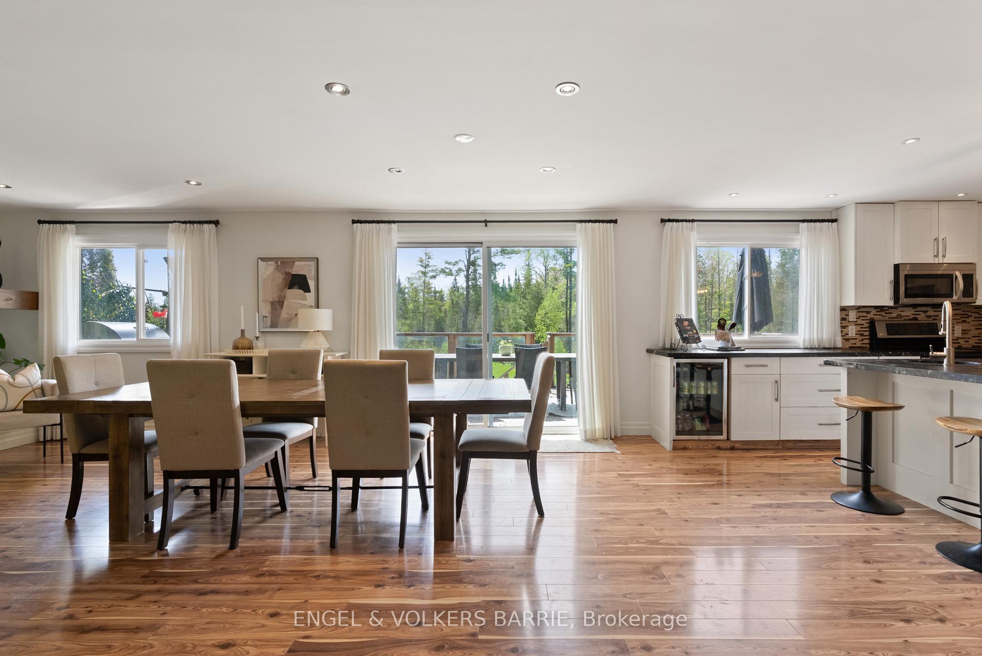 1441 Hendrie Road